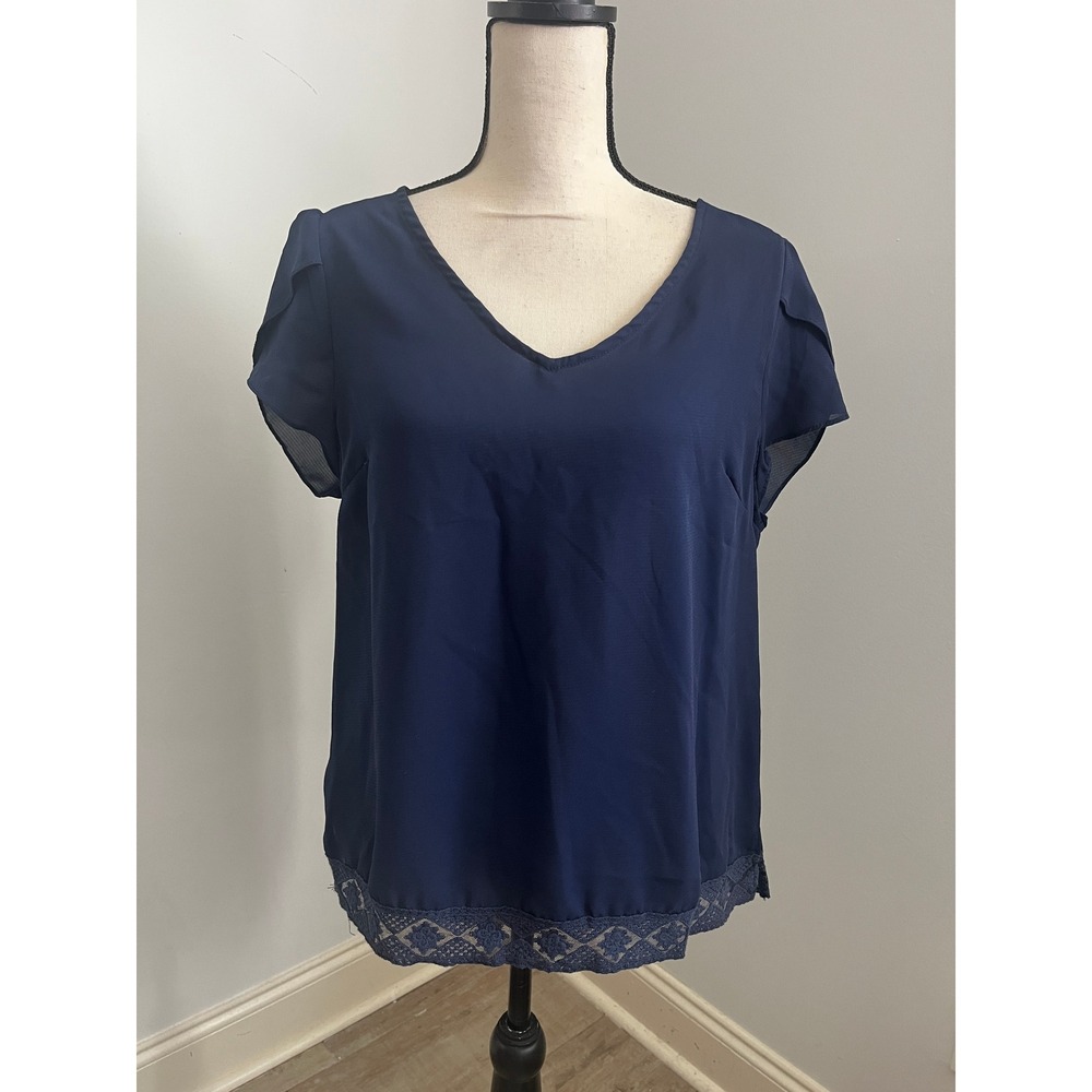 Petal Sleeve Lace Hem Blouse Large V-Neck Navy Blue Office Minimalist Feminine